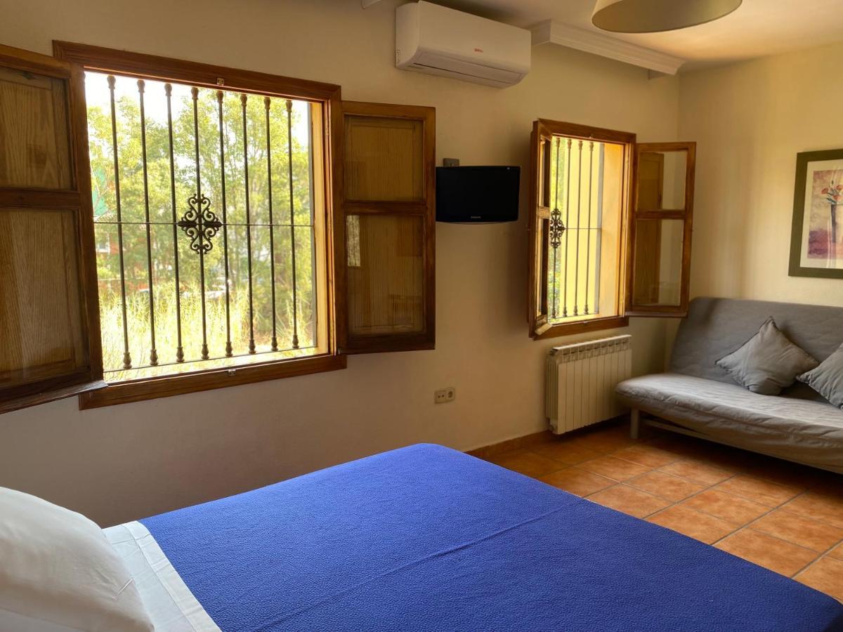 מאלגה Hostal Moscatel מראה חיצוני תמונה