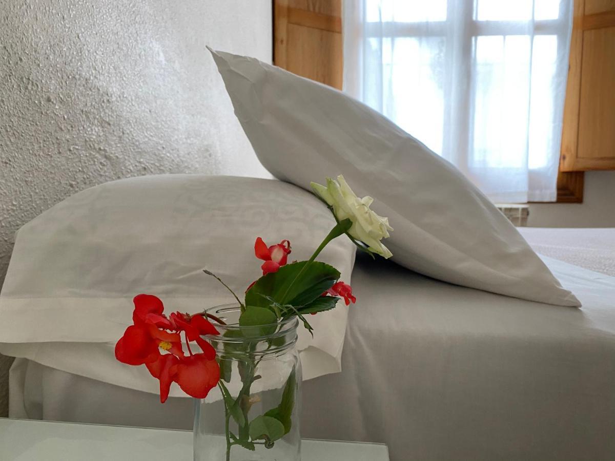 מאלגה Hostal Moscatel מראה חיצוני תמונה