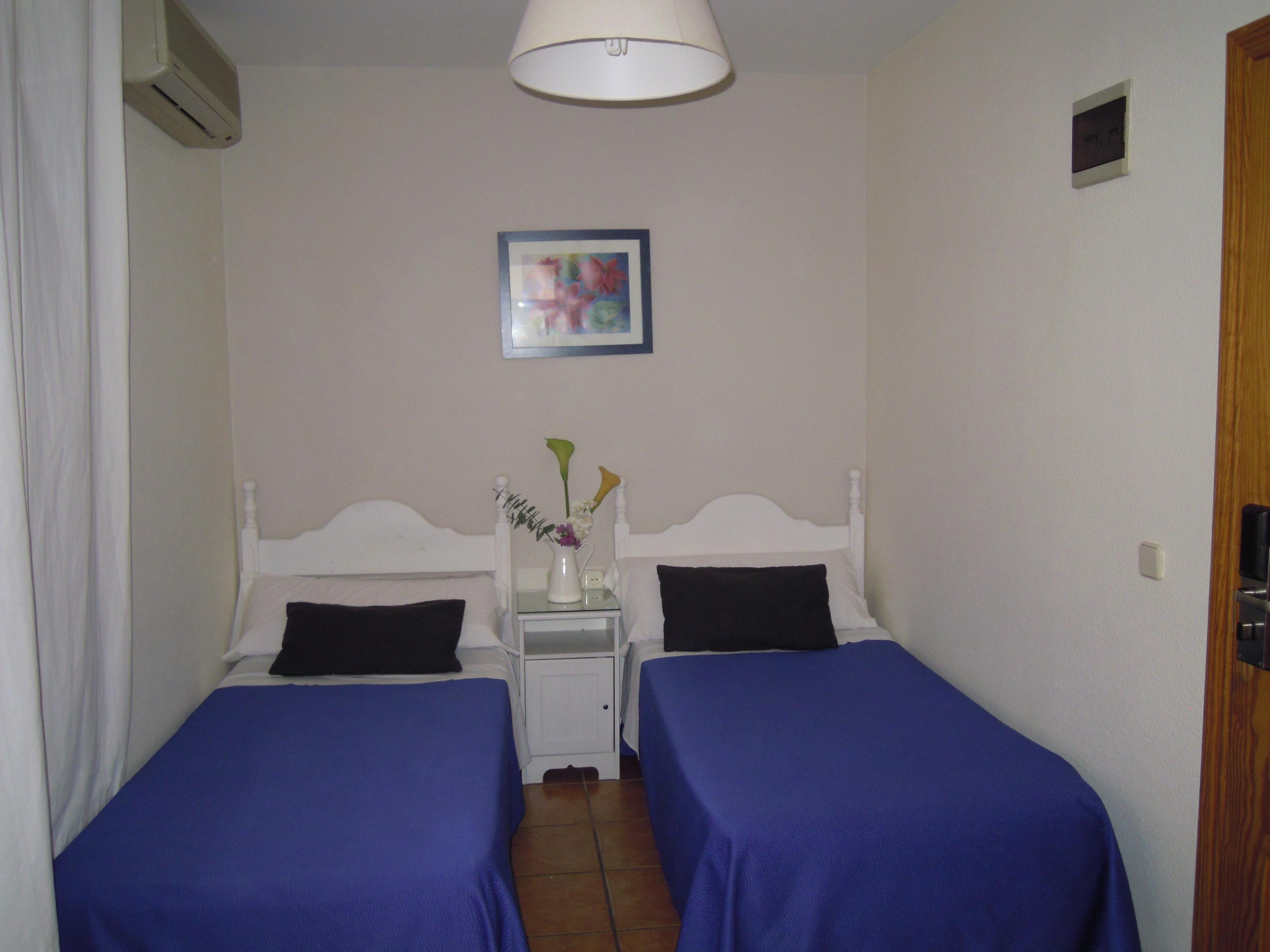 מאלגה Hostal Moscatel מראה חיצוני תמונה