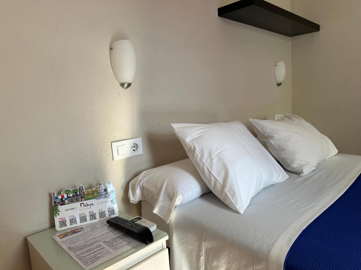 מאלגה Hostal Moscatel מראה חיצוני תמונה