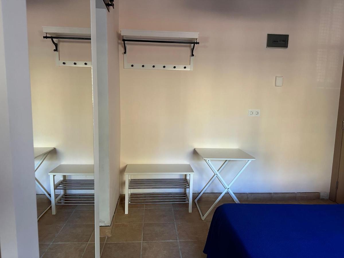 מאלגה Hostal Moscatel מראה חיצוני תמונה