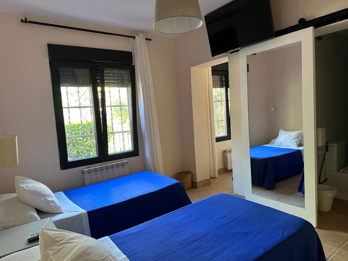 מאלגה Hostal Moscatel מראה חיצוני תמונה